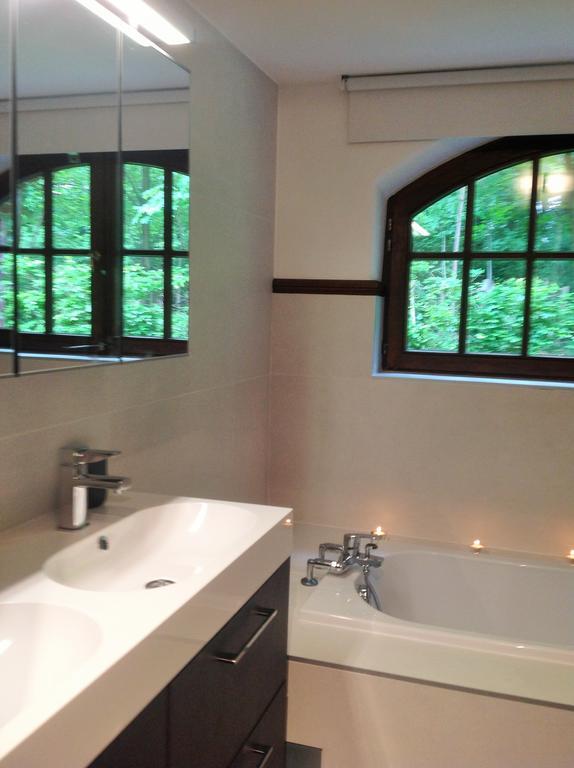 Villa Sous-Bois Marie Spa Exteriör bild